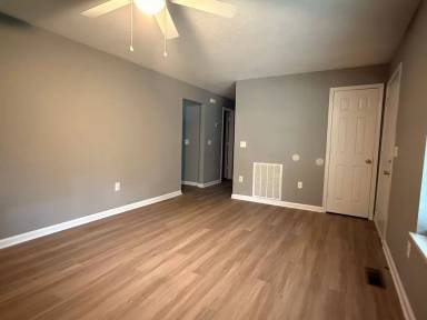 Main picture of 816 Green St