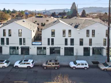 Main picture of 2730 N Killingsworth St