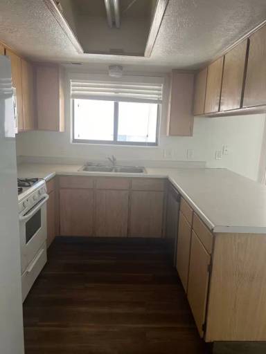 Main picture of 1175 W 540 N