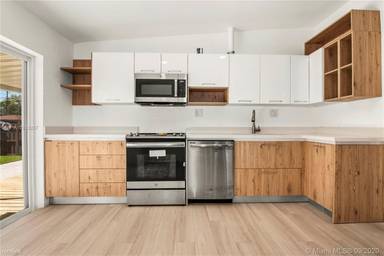 Main picture of Little Grove