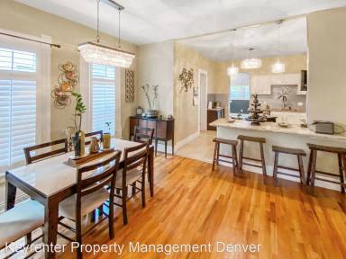 Main picture of 1259 Kalamath St