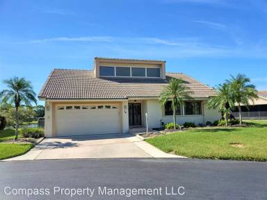 Main picture of 74 Inlets Blvd
