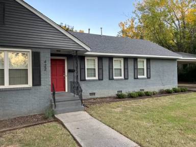 Main picture of 422 Sevier St