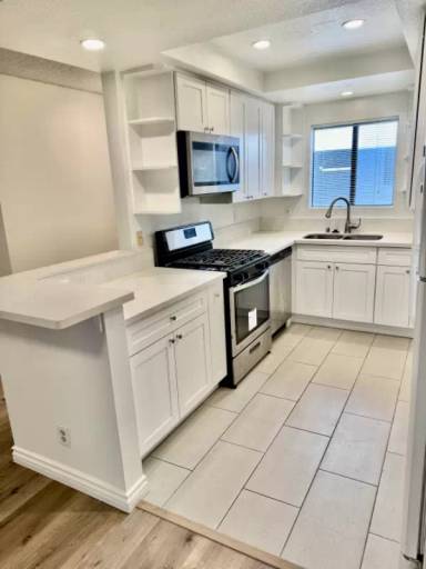 Main picture of 5259 Cartwright Ave
