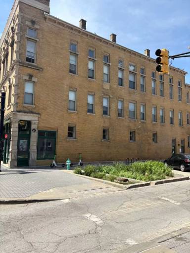 Main picture of 1044 Shelby St