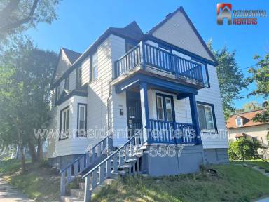 Main picture of 3005 N 1st St