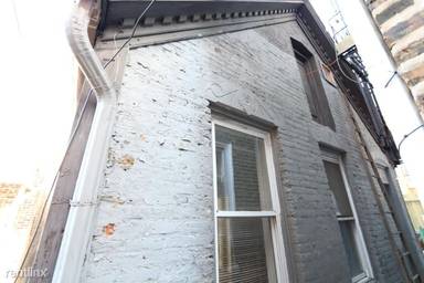 Main picture of 1522 W 18th Pl