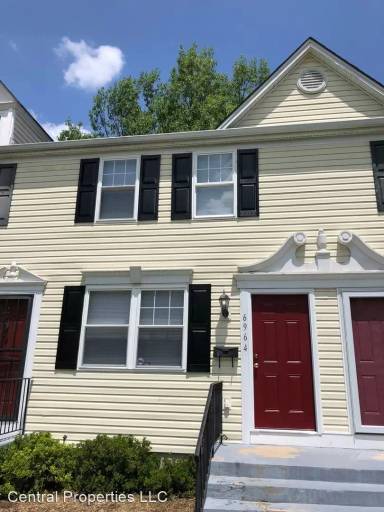 Main picture of 6964 Hawthorne St