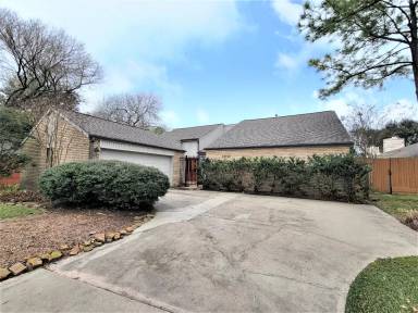 Main picture of 13122 Waldemere Dr