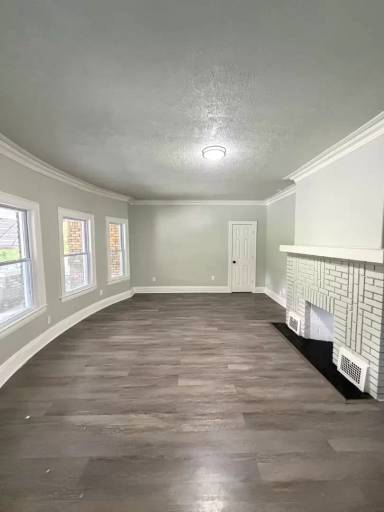 Main picture of 929 Thornhill Dr