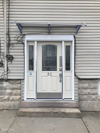 Main picture of 31 Randolph Ave