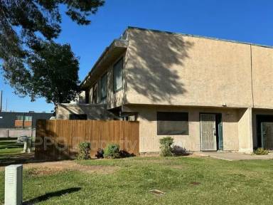 Main picture of 6046 W Townley Ave