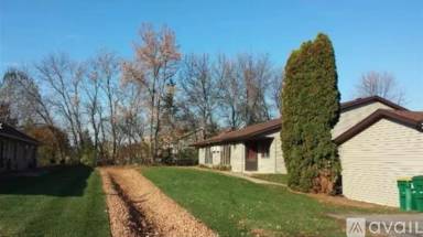 Main picture of 820 Cj Moe Blvd