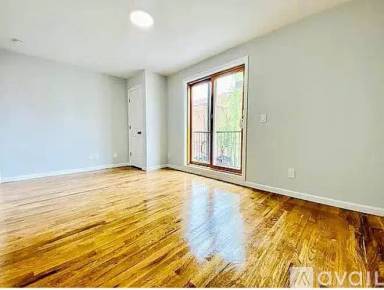 Main picture of 3052 Brighton 3rd St