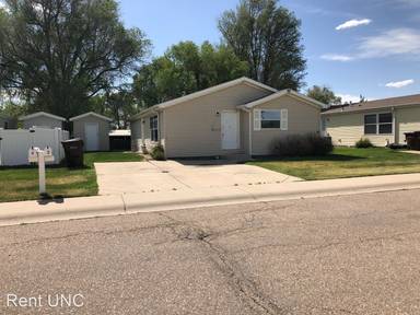 Main picture of 2990 W C St
