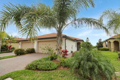 Main picture of 24025 Canterwood Way