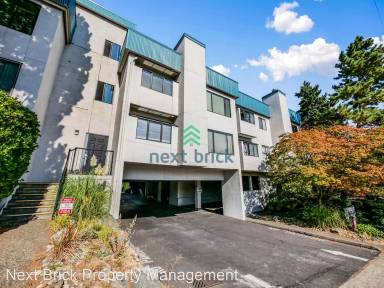 Main picture of Lakeside North Condominiums