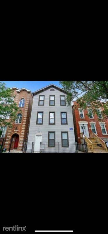 Main picture of 1437 N Cleaver St