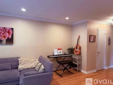 Main picture of 64 Hampshire Dr