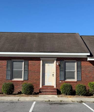 Main picture of 140 Lanier Drive #142 - 1