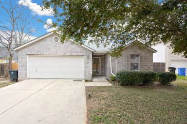 Main picture of 423 Aaron Ln