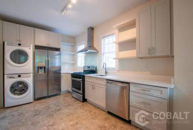 Main picture of 735 Ponce Court