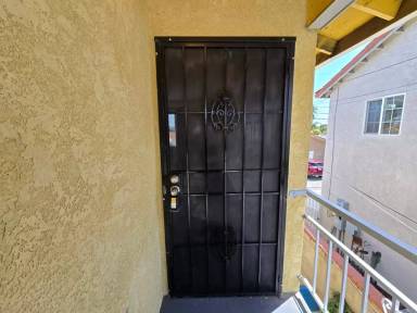 Main picture of 524 W Greenwood Ave