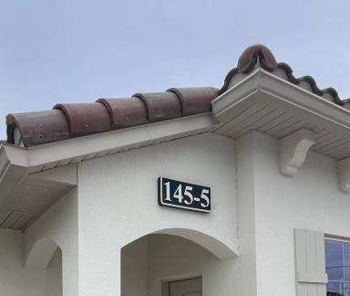 Main picture of 145 Land Grant St