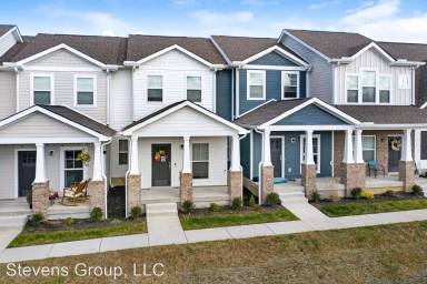 Main picture of 939-947 Ashland Place Dr