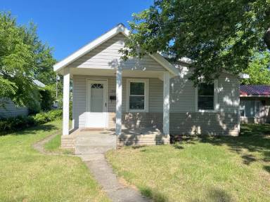 Main picture of 1341 S Delphos St