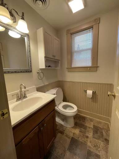 Main picture of 625 6th Ave