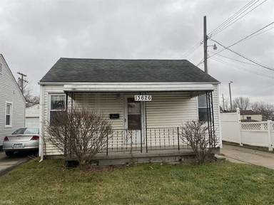 Main picture of 13626 Knox Ave