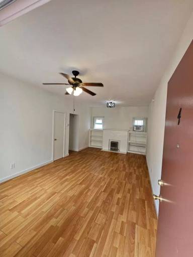 Main picture of 828 S Glendale Ave