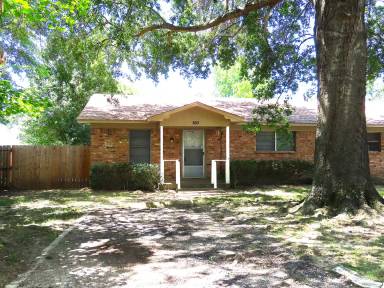 Main picture of 810 Fleetwood St