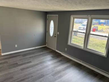 Main picture of 324 Pershing Ave NW