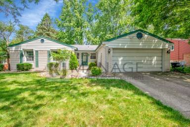 Main picture of 42270 Ladywood Dr
