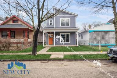 Main picture of 55 Hayden Ave