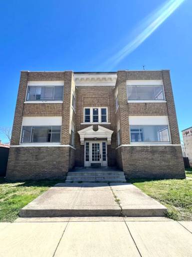 Main picture of 196 Miller Ave