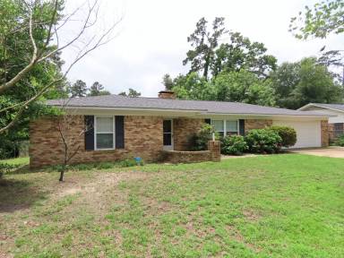 Main picture of 3919 Belle Mere St