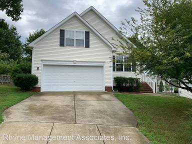 Main picture of 2404 Stately Oaks Dr