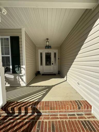 Main picture of 282 Sandpiper Dr