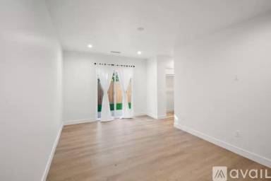 Main picture of 14334 Miranda St