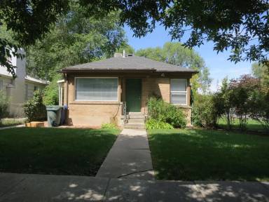 Main picture of 1518 S Green St