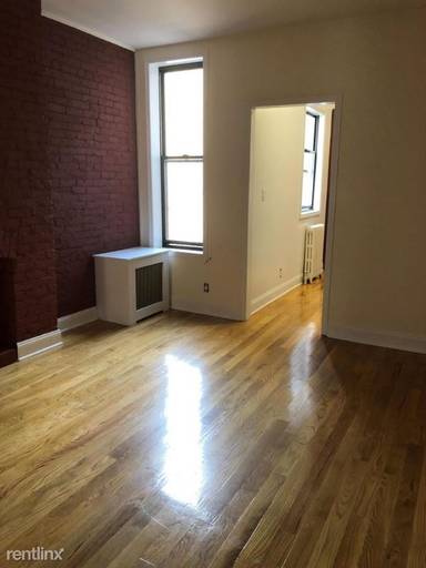 Main picture of 1482 1st Ave
