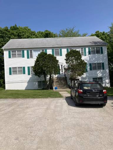 Main picture of 84 Benedict Ln