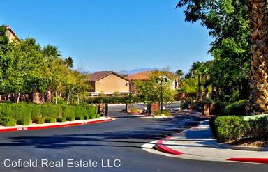 Main picture of 3631 Icon St