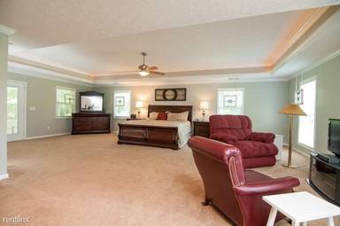 Main picture of 503 Brooks Rd