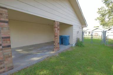 Main picture of 114 August Dr