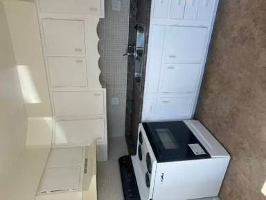 Main picture of 7594 Hazelcrest Dr