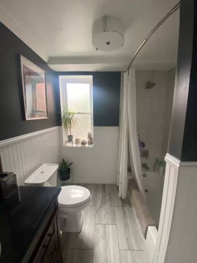 Main picture of 3936 Spring Garden St